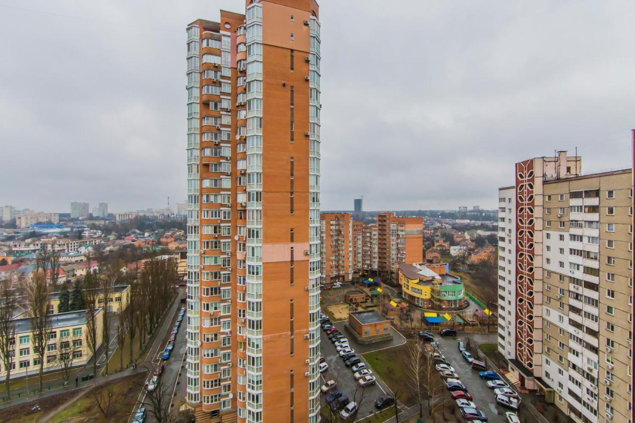 Уютная, Просторная Видовая Трехкомнатная Квартира Возле Метро Академгородок На 6 Мест Kyiv Exterior photo