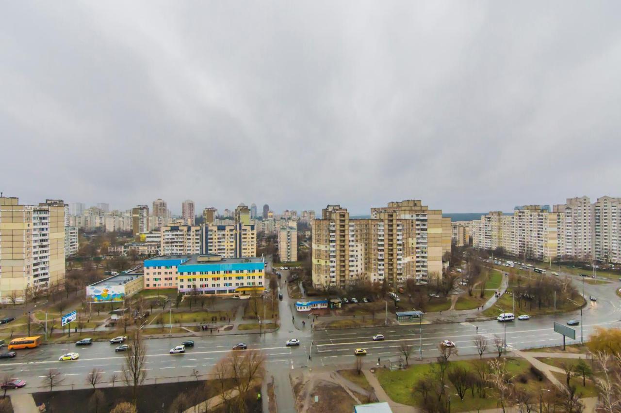 Уютная, Просторная Видовая Трехкомнатная Квартира Возле Метро Академгородок На 6 Мест Kyiv Exterior photo
